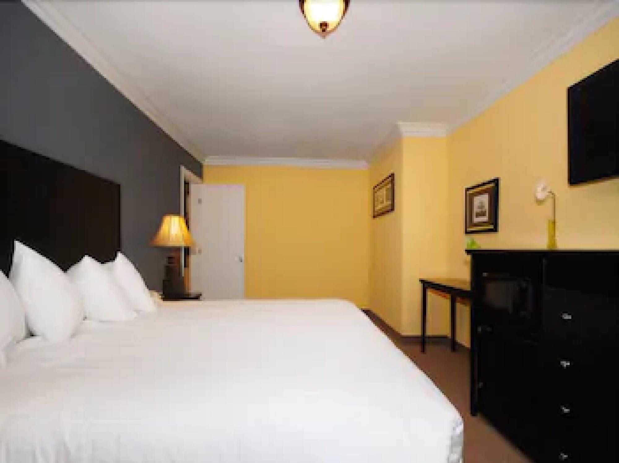 Solaire Inn & Suites Санта Мария Номер фото